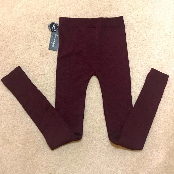 Lily Morgan wine colored Cozy fleece lined leggings with cable knit pattern. - Picture 1 of 4
